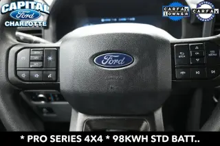 Ford F-150 Lightning 2025 AWD Pro 4 puertas SuperCrew 5.5 pies. SB