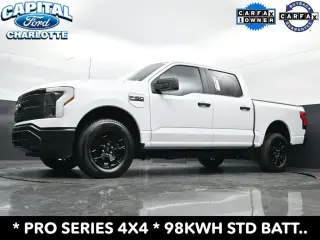Ford F-150 Lightning 2025 AWD Pro 4 puertas SuperCrew 5.5 pies. SB