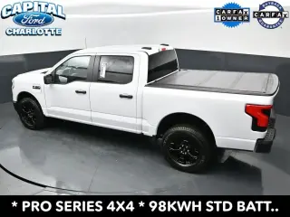 Ford F-150 Lightning 2025 AWD Pro 4 puertas SuperCrew 5.5 pies. SB