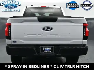 Ford F-150 Lightning 2025 AWD Pro 4 puertas SuperCrew 5.5 pies. SB