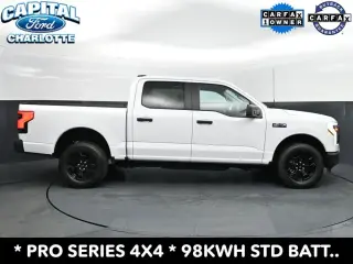 Ford F-150 Lightning 2025 AWD Pro 4 puertas SuperCrew 5.5 pies. SB