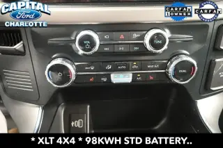 Ford F-150 Lightning 2025 AWD XLT 4 puertas SuperCrew 5.5 pies SB