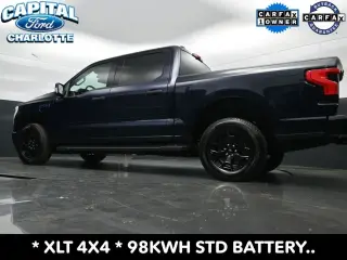 Ford F-150 Lightning 2025 AWD XLT 4 puertas SuperCrew 5.5 pies SB