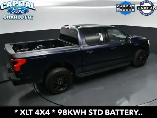 Ford F-150 Lightning 2025 AWD XLT 4 puertas SuperCrew 5.5 pies SB