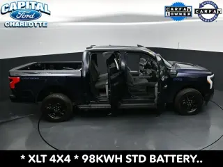 Ford F-150 Lightning 2025 AWD XLT 4 puertas SuperCrew 5.5 pies SB