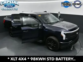 Ford F-150 Lightning 2025 AWD XLT 4 puertas SuperCrew 5.5 pies SB