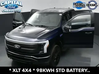 Ford F-150 Lightning 2025 AWD XLT 4 puertas SuperCrew 5.5 pies SB