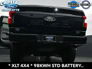 Ford F-150 Lightning 2025 AWD XLT 4 puertas SuperCrew 5.5 pies SB