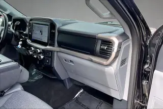 Ford F-150 2025 4x4 XLT 4 puertas SuperCrew 5.5 pies. Caja corta