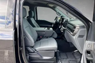 Ford F-150 2025 4x4 XLT 4 puertas SuperCrew 5.5 pies. Caja corta