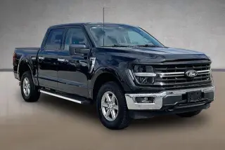 Ford F-150 2025 4x4 XLT 4 puertas SuperCrew 5.5 pies. Caja corta