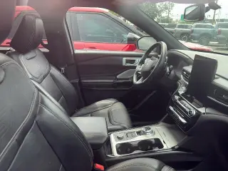 Ford Explorer 2024 AWD ST 4 puertas SUV