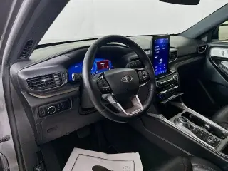 Ford Explorer 2024 AWD Platinum 4 puertas SUV