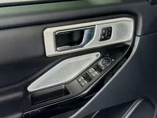 Ford Explorer 2024 AWD Platinum 4 puertas SUV