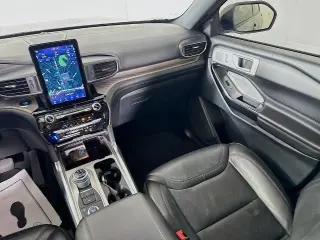 Ford Explorer 2024 AWD Platinum 4 puertas SUV