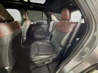 Ford Explorer 2024 AWD Platinum 4 puertas SUV