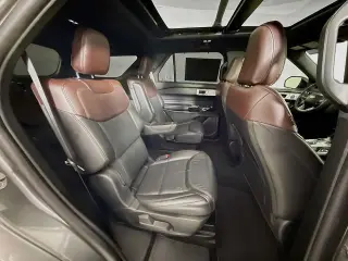 Ford Explorer 2024 AWD Platinum 4 puertas SUV
