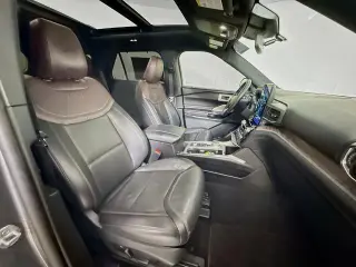 Ford Explorer 2024 AWD Platinum 4 puertas SUV
