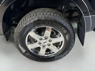 Ford Ranger 2024 4x4 Lariat 4 puertas SuperCrew 5.0 pies. SB