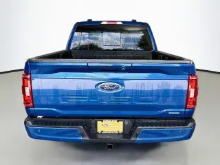 Ford F-150 2023 4x4 XLT 4 puertas SuperCrew 6.5 pies. SB
