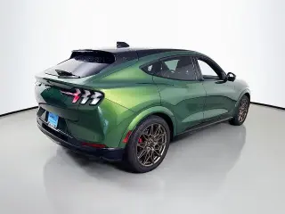 Ford Mustang Mach-E 2025 AWD GT 4 puertas SUV