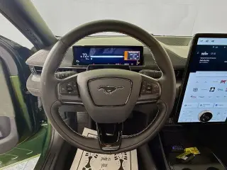 Ford Mustang Mach-E 2025 AWD GT 4 puertas SUV