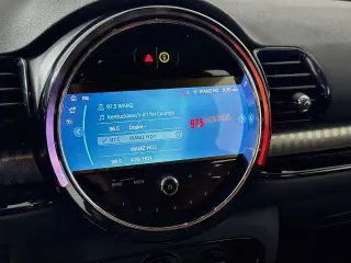 Kia Carnival 2025 SX 4 puertas Minivan