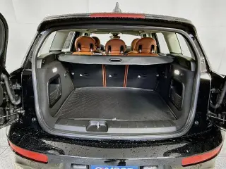 Kia Carnival 2025 SX 4 puertas Minivan