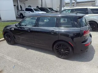 Kia Carnival 2025 SX 4 puertas Minivan