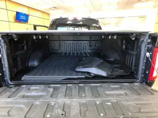 Ford F-150 2022 4x4 Lariat 4 puertas SuperCrew 5.5 pies. Caja corta