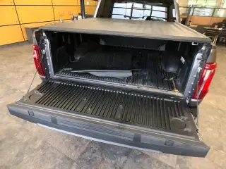 Ford F-150 2024 4x4 XLT 4 puertas SuperCrew 6.5 pies SB