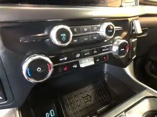 Ford F-150 2024 4x4 XLT 4 puertas SuperCrew 6.5 pies SB