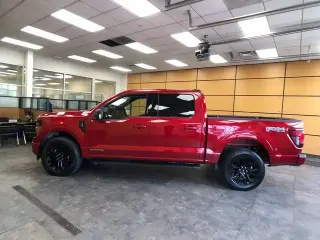 Ford F-150 2024 4x4 XLT 4 puertas SuperCrew 6.5 pies SB