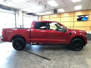 Ford F-150 2024 4x4 XLT 4 puertas SuperCrew 6.5 pies SB