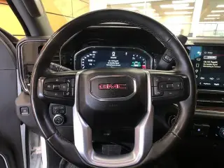GMC Sierra 2500HD 2024 4x4 SLE 4 puertas Doble Cabina SB