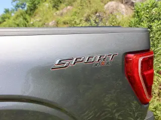 Ford F-150 2023 4x4 XLT 4 puertas SuperCrew 5.5 pies SB