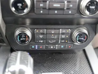 Ford F-150 2019 4x4 Raptor 4 puertas SuperCrew 5.5 pies SB