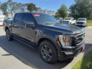 Ford F-150 2023 4x4 XLT 4 puertas SuperCrew 6.5 pies SB
