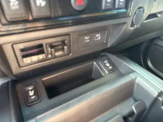 Nissan Titan 2023 4x4 PRO-4X 4 puertas Cabina Crew 5.6 pies. SB