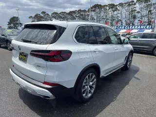 BMW X5 2025 AWD xDrive50e 4 puertas Vehículo Deportivo de Actividad