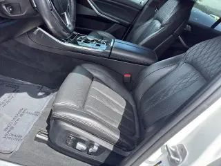 BMW X5 2025 AWD xDrive50e 4 puertas Vehículo Deportivo de Actividad