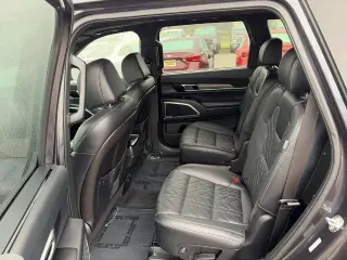 Kia Telluride 2025 AWD EX X-Line 4 puertas SUV