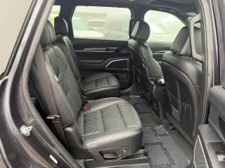 Kia Telluride 2025 AWD EX X-Line 4 puertas SUV