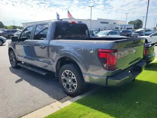 Ford F-150 2024 4x4 STX 4 puertas SuperCrew 5.5 pies SB