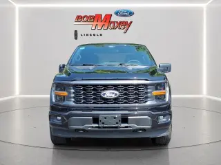 Ford F-150 2024 4x4 STX 4 puertas SuperCrew 5.5 pies. SB
