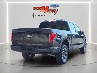 Ford F-150 2024 4x4 STX 4 puertas SuperCrew 5.5 pies. SB