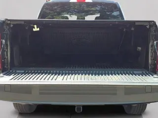 Ford F-150 2024 4x4 STX 4 puertas SuperCrew 5.5 pies. SB