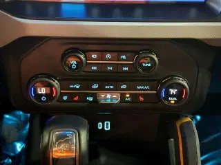 Ford Bronco 2023 4x4 Outer Banks Advanced 4 puertas SUV