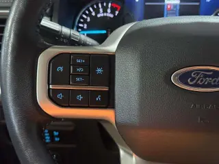 Ford Expedition MAX 2023 4x4 XLT 4 puertas SUV