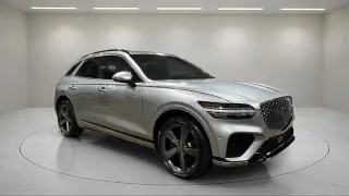 Genesis GV70 2024 AWD 2.5T Estándar 4 puertas SUV